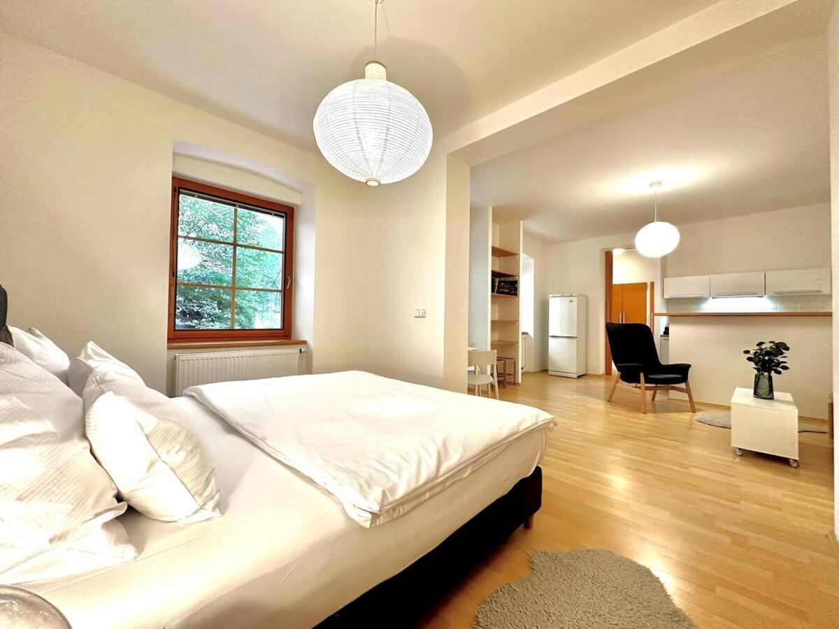 Residence Caesar By Homester Brno Room photo
